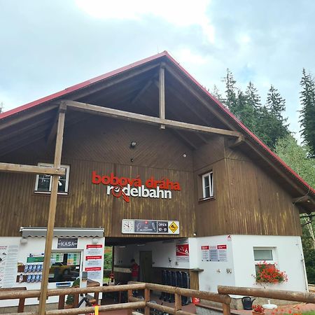 哈拉霍夫S Rodinou Do Krkonos公寓 外观 照片